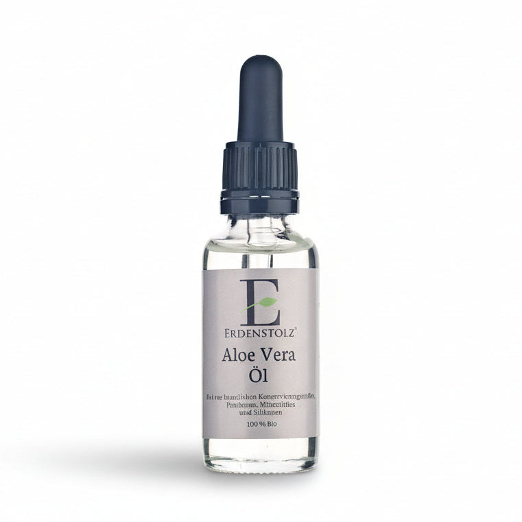 klares Öl in Glasflasche mit Pipette